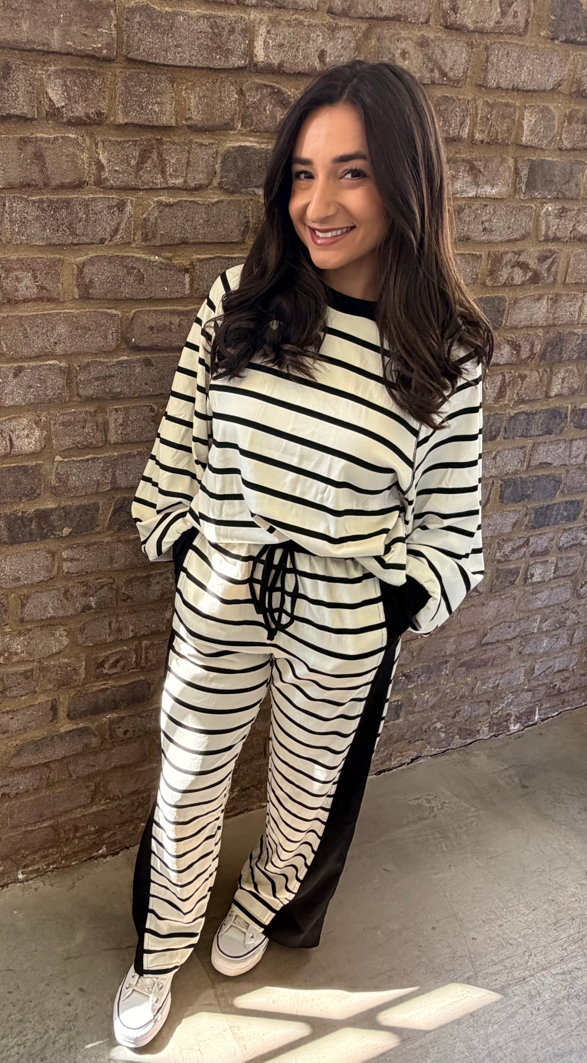 Must Have Black Stripe Set