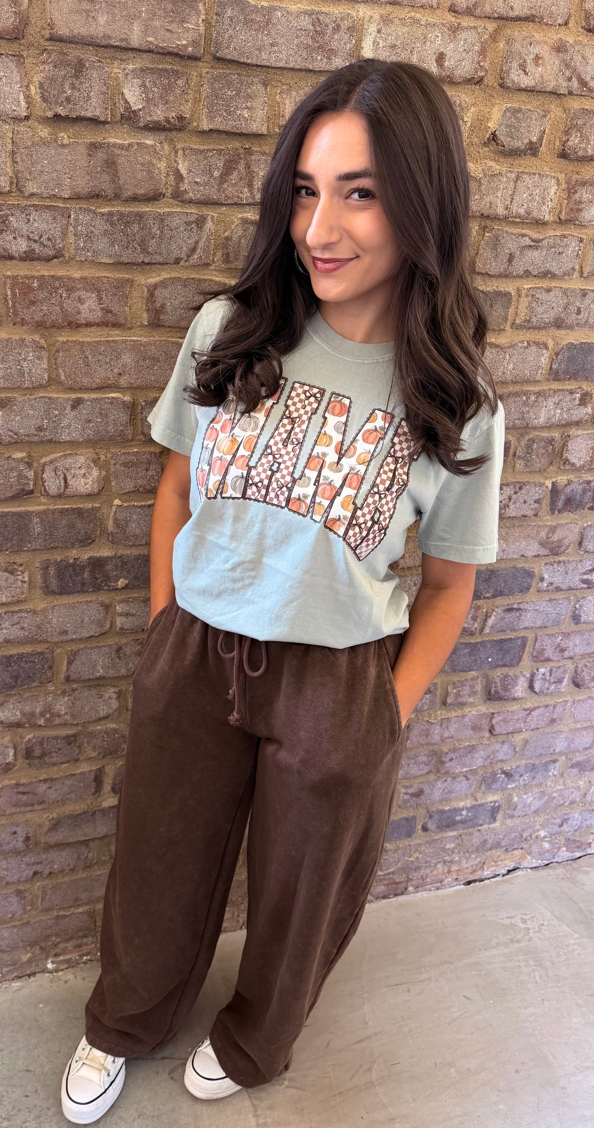 Mama Comfort Colors pumpkin tee